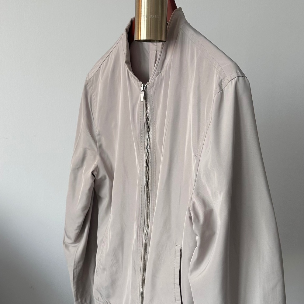 Minimalist Cream Bomber Zara